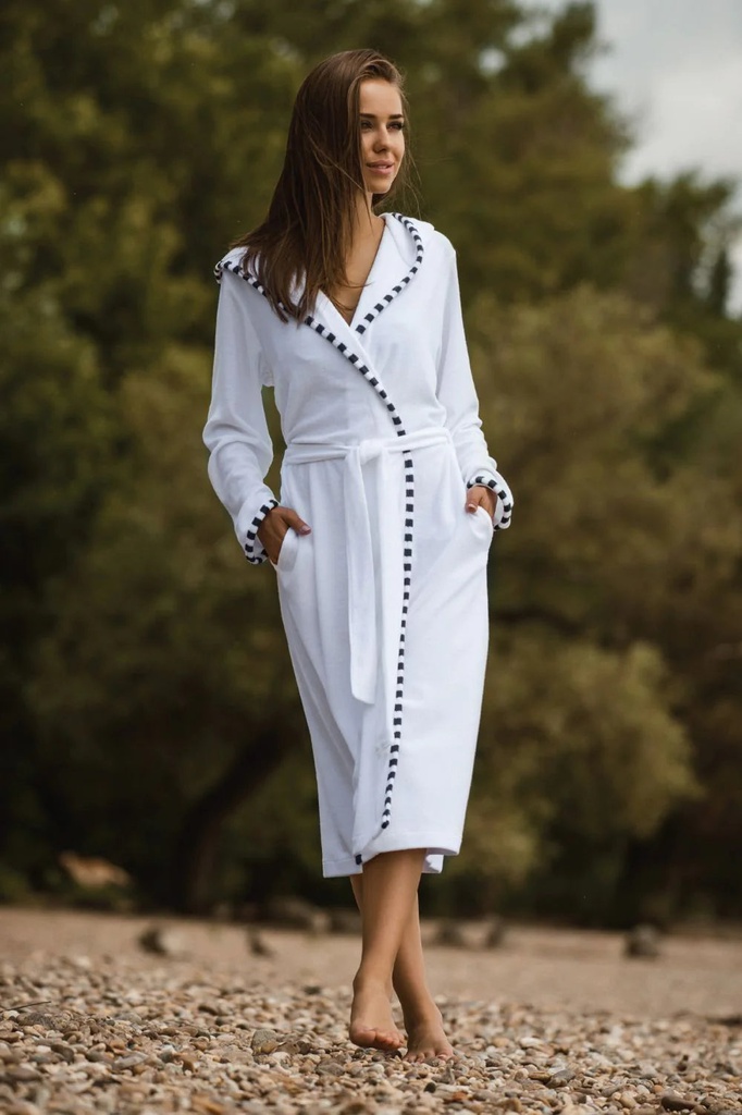 1111 Rhodes Robe w. Hood, Long